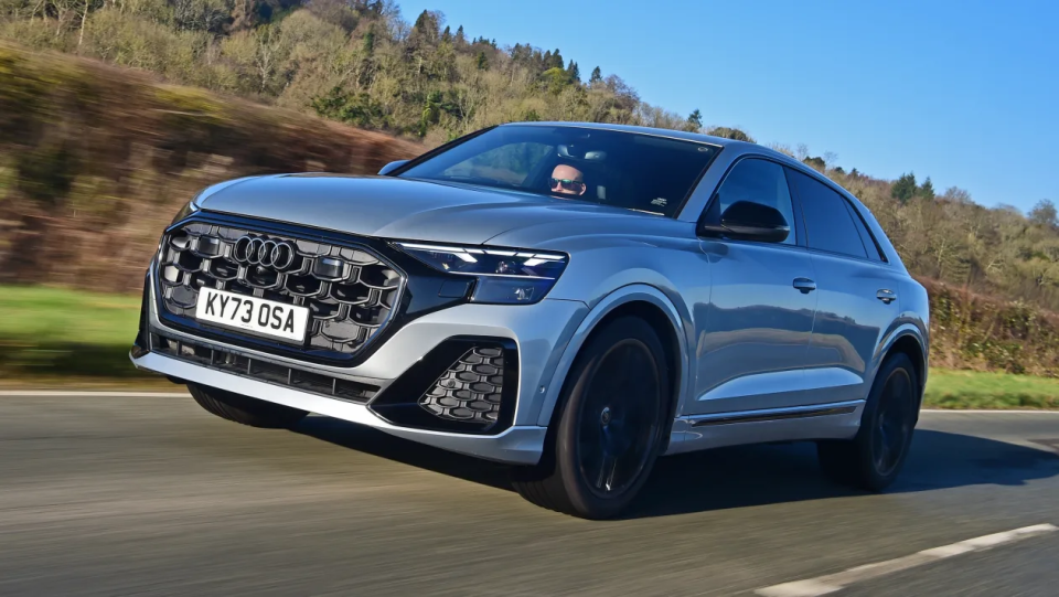 新款"奥迪q8"海外上线,配3.0v6 48伏轻混系统_腾讯新闻