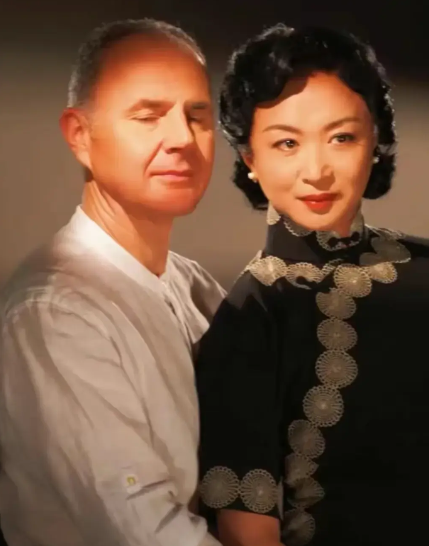 金星与汉斯的再婚,不仅是对他们个人感情的升华,更是对全社会的一次