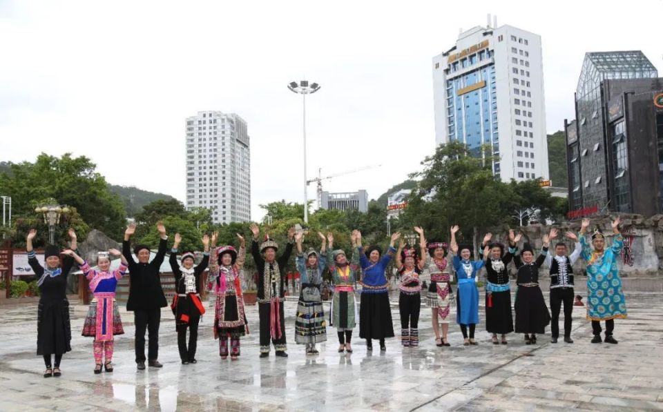 文化中国行 | 麻栗坡邂逅"曼行国道·219",感受"老山精神"凝聚的民族