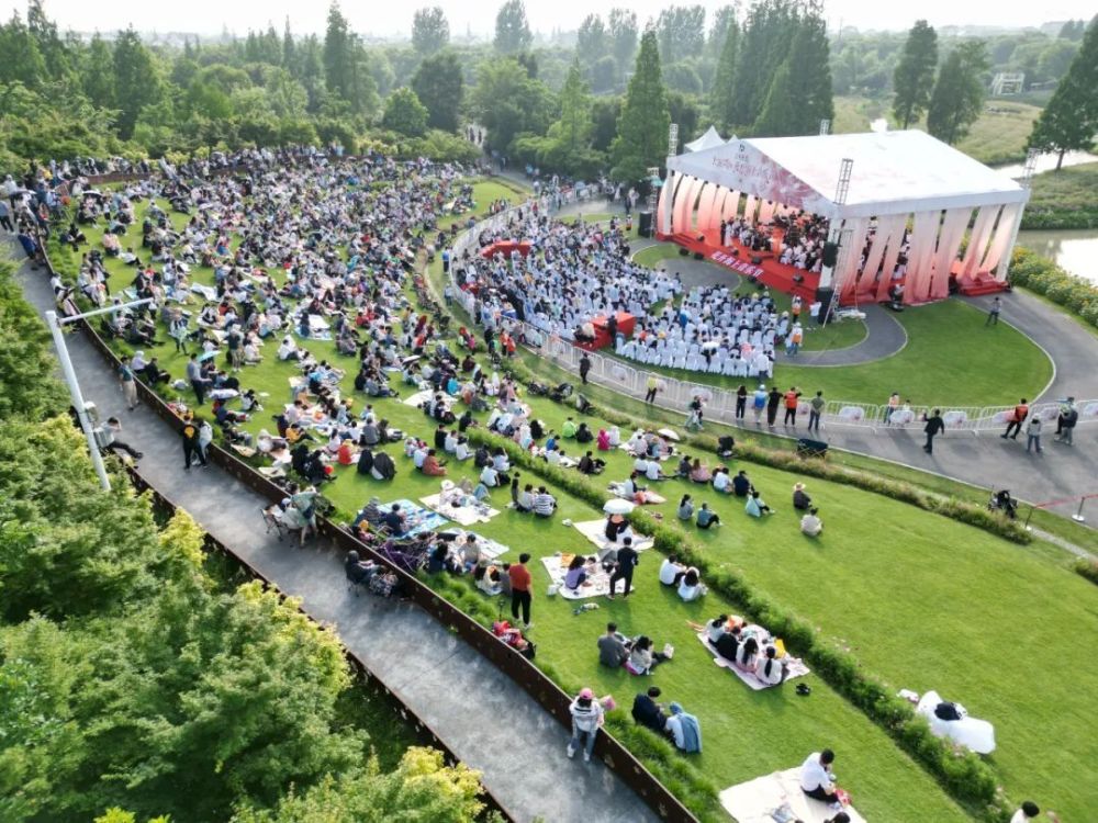听音乐,闻花香,逛集市……花海音乐节开启缤纷文旅活动_腾讯新闻