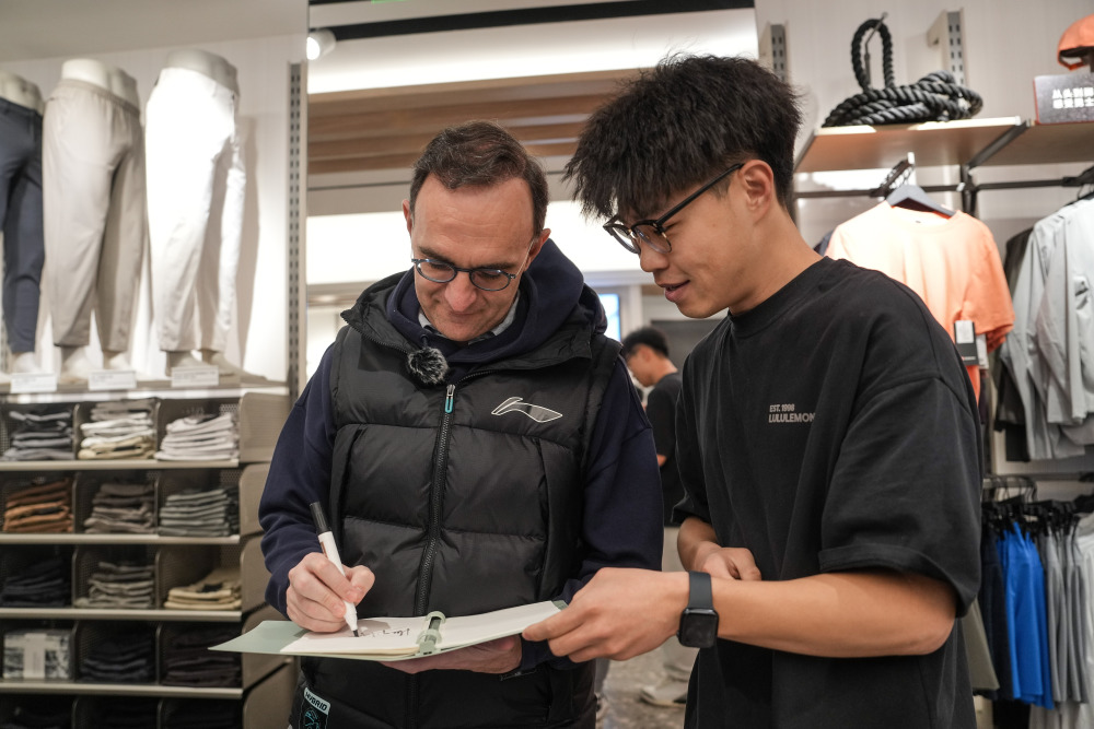 辽宁男篮教练乌戈:我是沈阳人"乌哥"