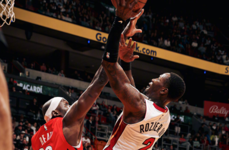 三节打卡下班60分惨案诞生热火创纪录之夜巴特勒主动隐身