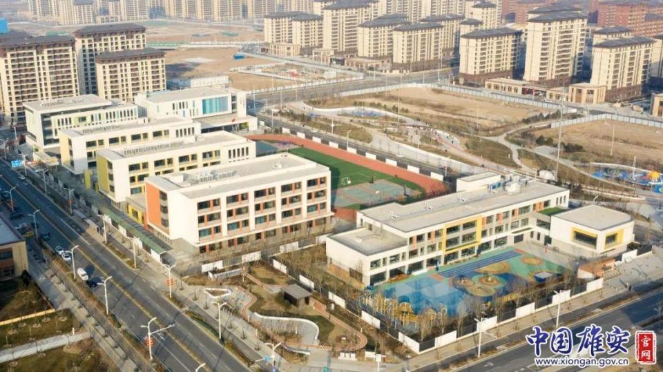雄东海岳初级中学：创新教学方式 让学生自信成长 向阳而生