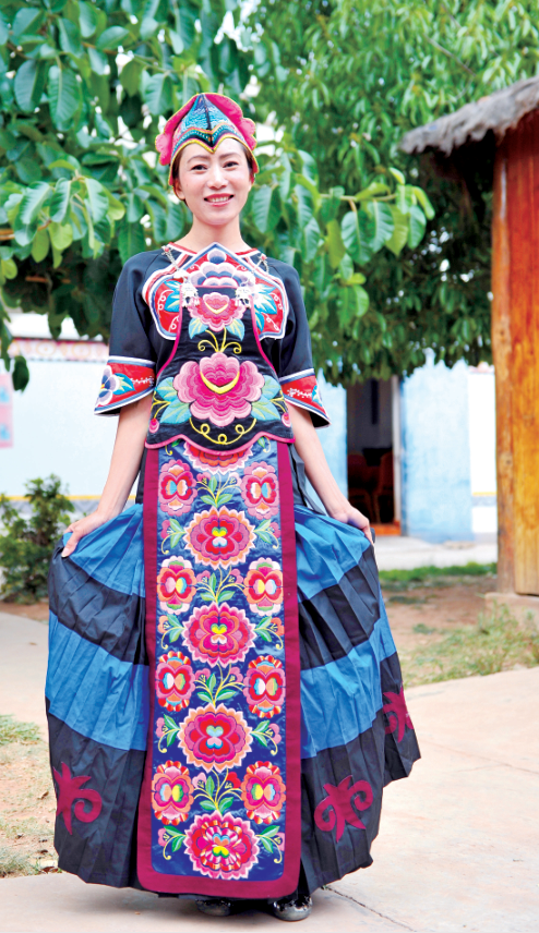 楚雄这些彝族服饰看看有没有很亲切的