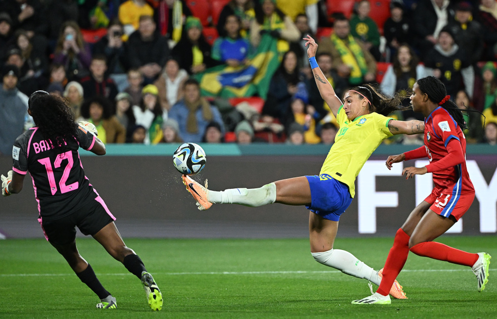 女足世界杯足球f组小组赛巴西队胜巴拿马队2