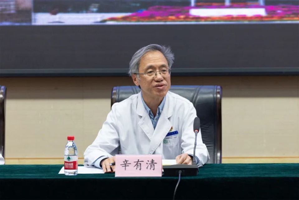 包含首都醫科大學附屬友誼醫院專家名單黃牛隨時幫患者掛號的詞條