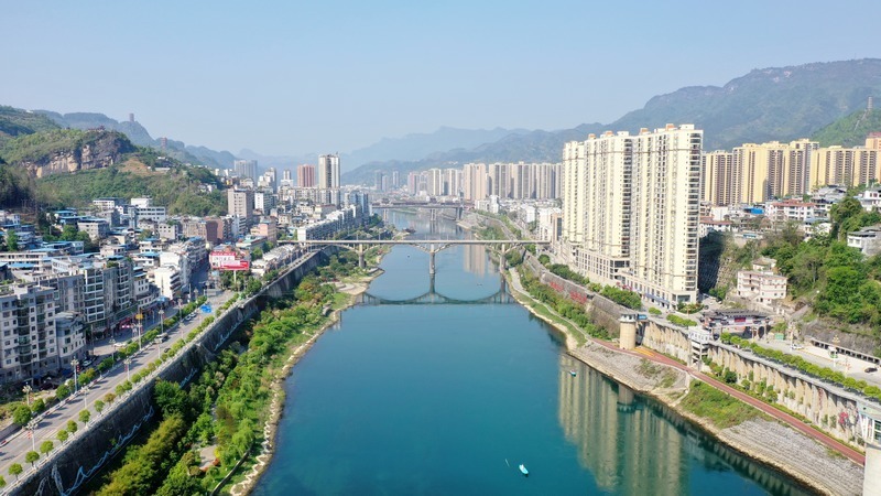 沿河:"河长制"守住绿水约出新风_腾讯新闻