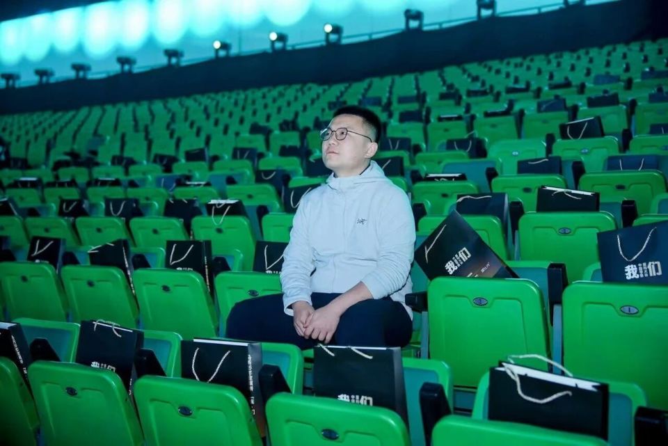 零售大出清时代,折扣牛马昕彤:谁在崩塌,谁在成长?_