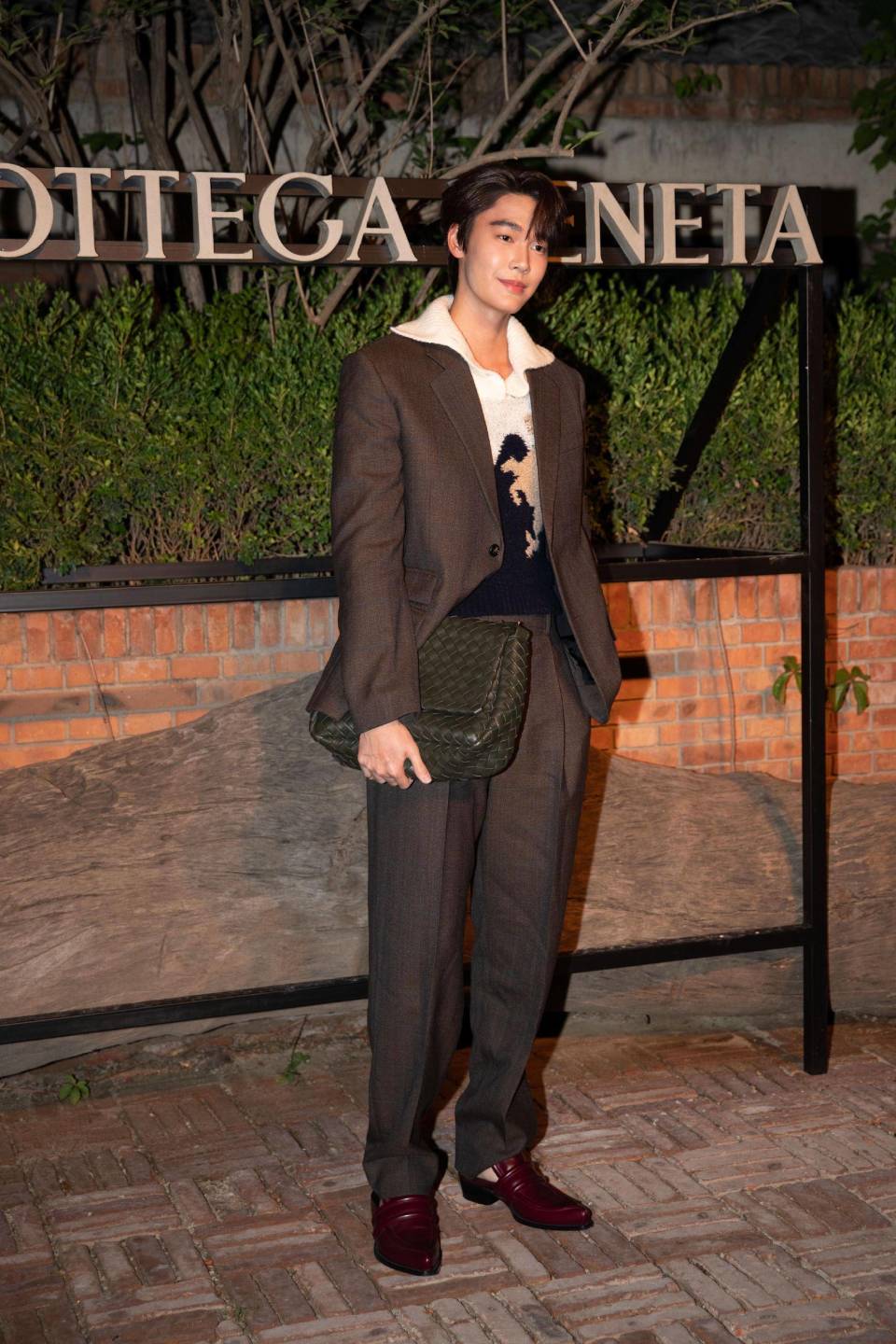 泰版《流星花园》"花泽类"吉拉瓦·苏提瓦尼沙克(dew)泰国女星"小水"