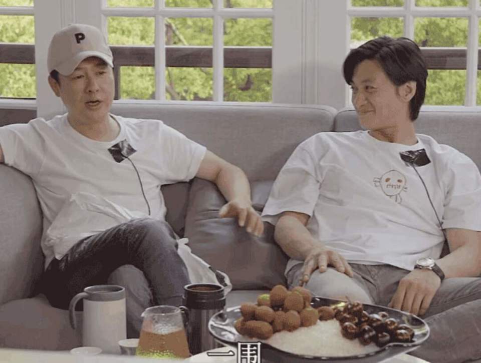 周一围的情感"双标"暴露人品,朱丹公开"小三":他更爱别人