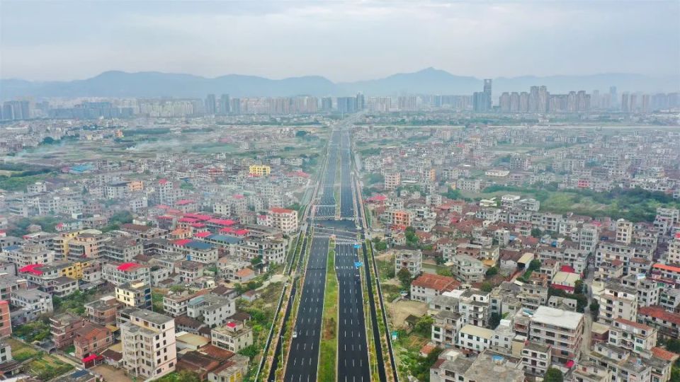 兴路,从而形成一条莆田中心城区与莆田火车站之间便捷联系的重要通道