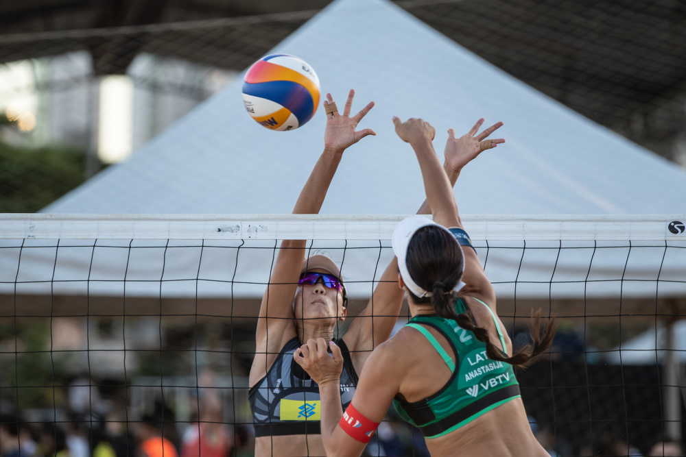 沙滩排球世界巡回赛若昂佩索阿站薛晨夏欣怡晋级四强