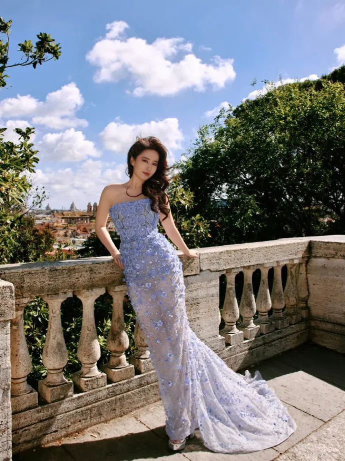 神仙姐姐?刘亦菲早已是next level了