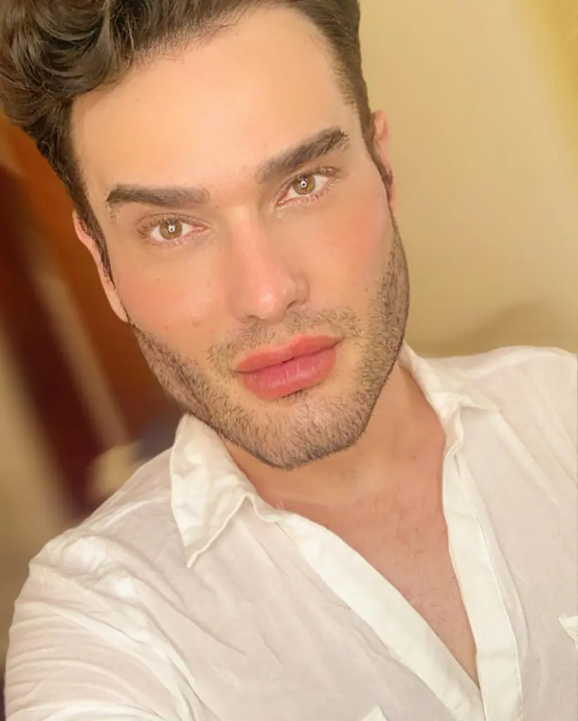 巴西通灵者预测2025年：“完美人类”将出现，外星人消息被披露-腾讯新闻