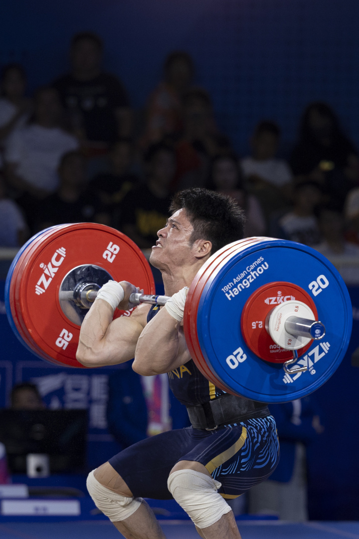 组图:举重队首金!李发彬夺得亚运会举重男子61公斤级冠军-腾讯新闻
