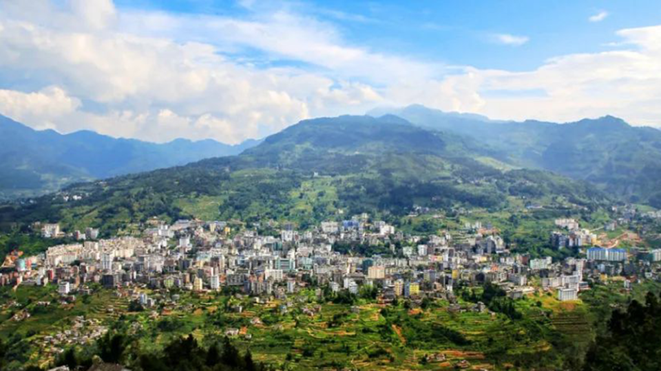 靖安镇划入大关县后应当选举大关县人大代表.