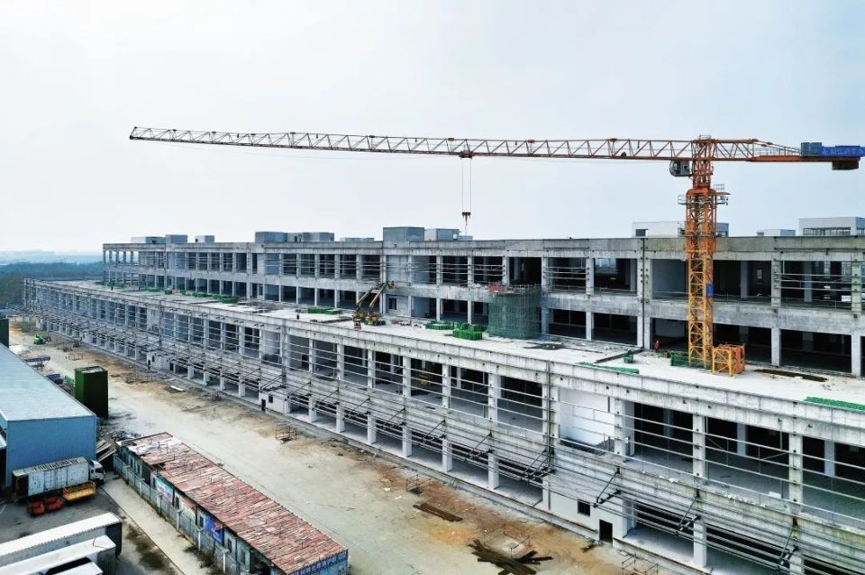 全国最大单体物流运营中心基建已完成98%，预计5月底整体投产_腾讯新闻