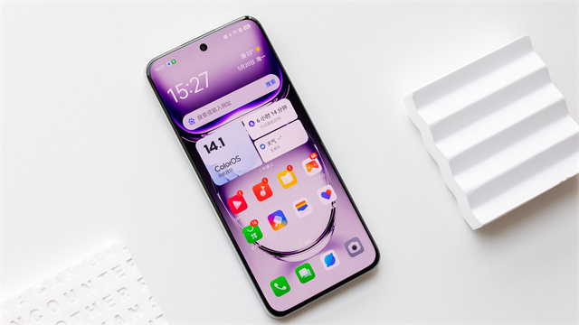 坚固耐用更时尚 将ai手机普及到底 oppo reno12体验评测