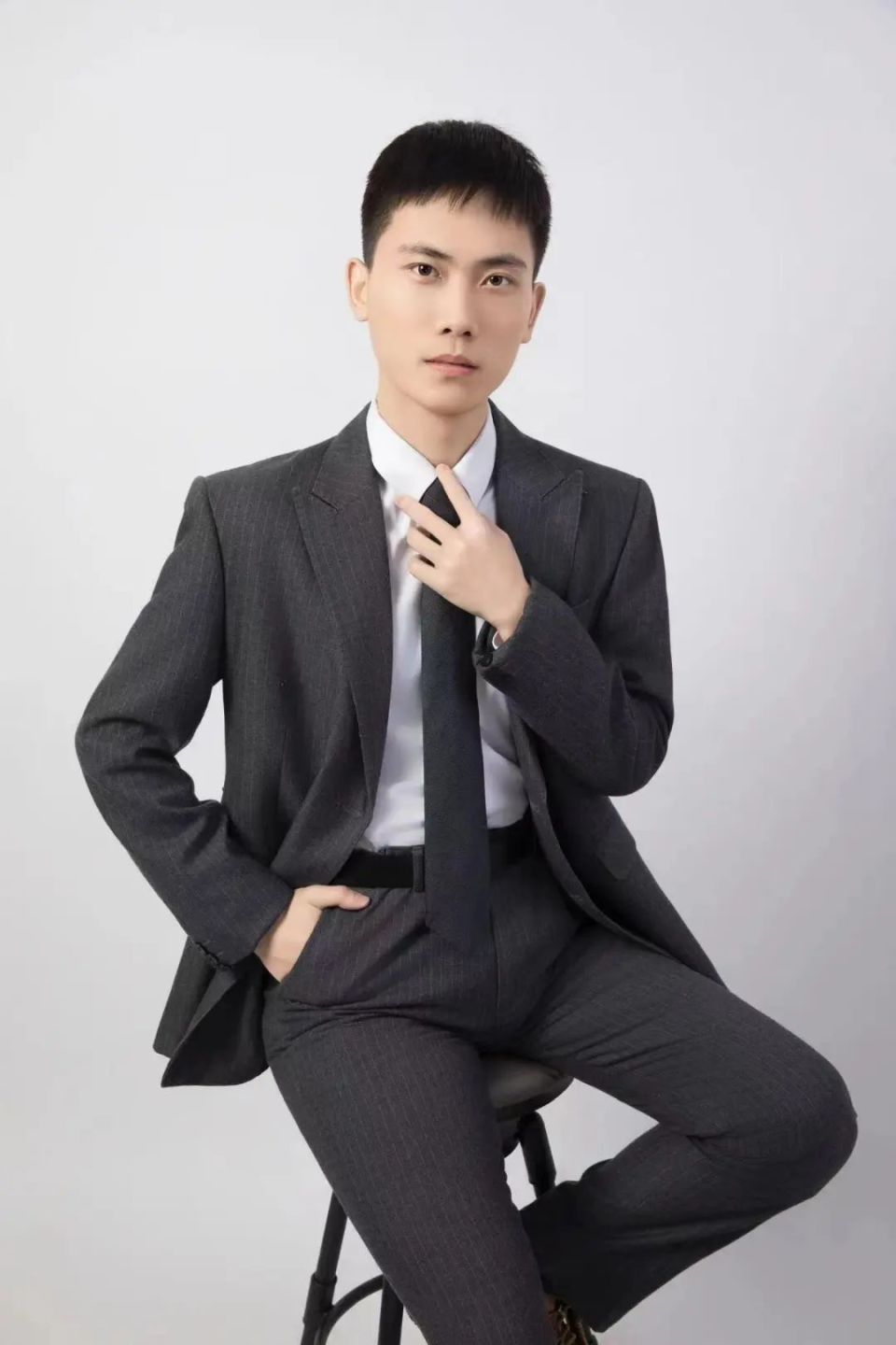 最新业绩 | 徐伟律师团队盗窃案量刑辩护见成效,全员减刑30%