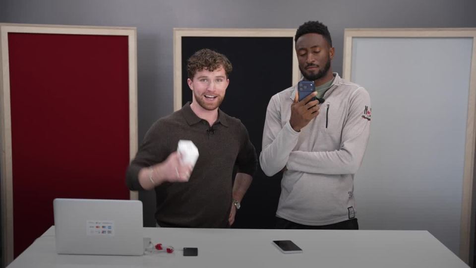 Youtuber trình diễn khả năng lấy hết tiền trên chỉ với 1 chạm trên iPhone