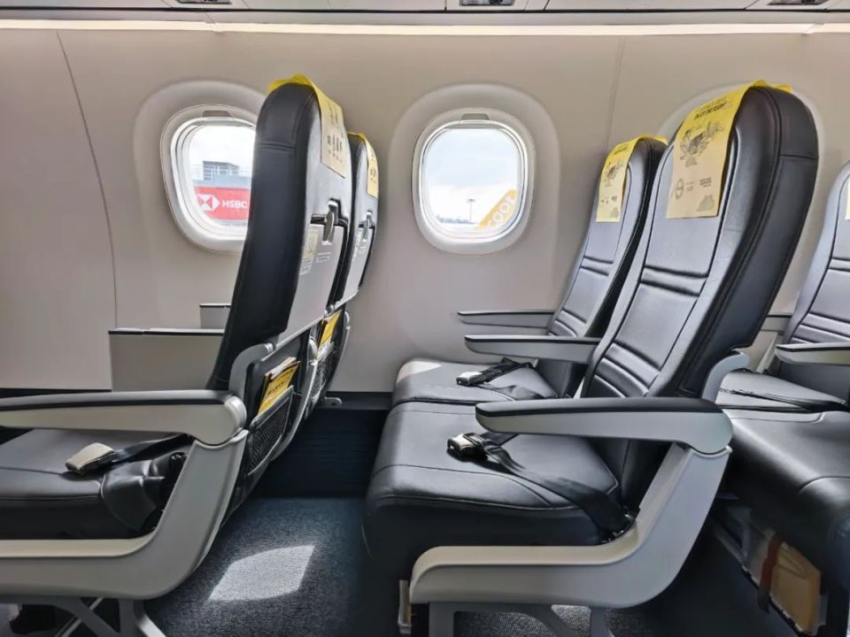 东南亚旅游新选择,打卡新加坡酷航全新e190-e2飞机!