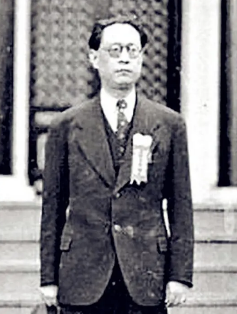 高陶事件：汪精卫滑跪太快，自己人都受不了？ | 循迹晓讲_腾讯新闻
