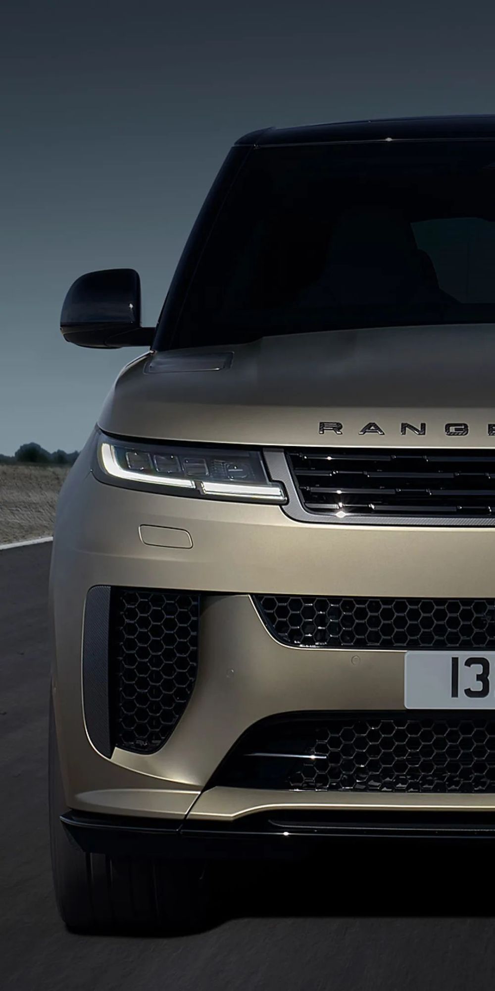 号称地表最强的路虎揽胜运动sv67_腾讯新闻