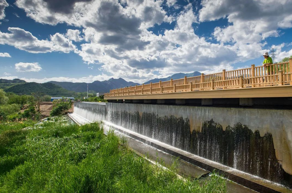 牛口峪湿地公园内筑起生态环境普法驿站