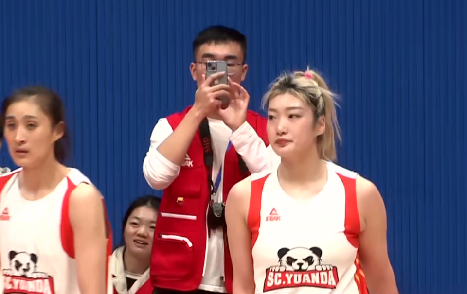 929内蒙古女篮到手的胜利飞了杨瓒4大败笔葬送了胜利