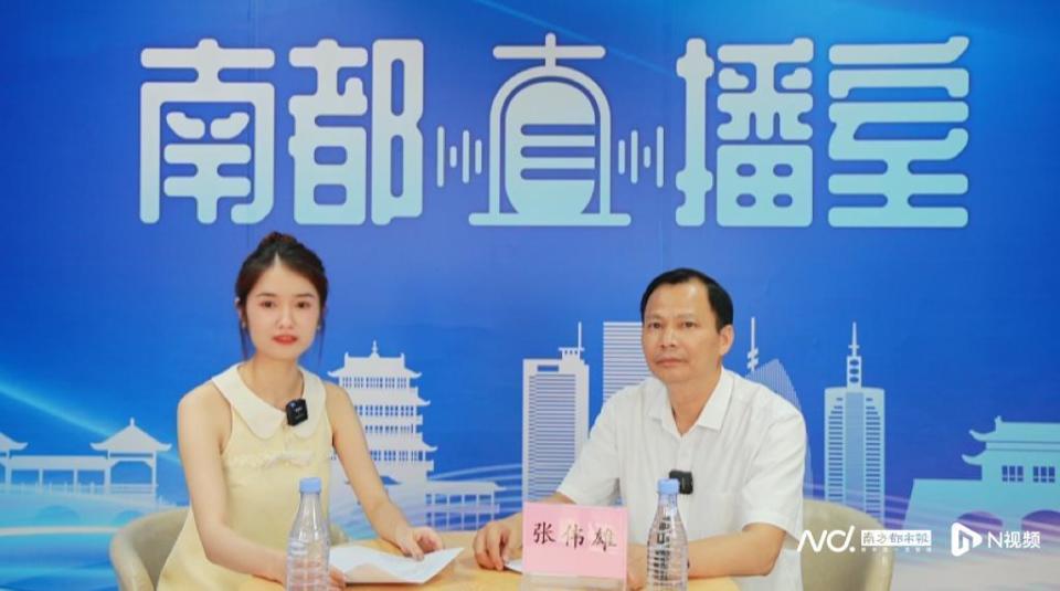 本期节目,邀请了惠州仲恺中学副校长张伟雄,解读中考形势,分享备考
