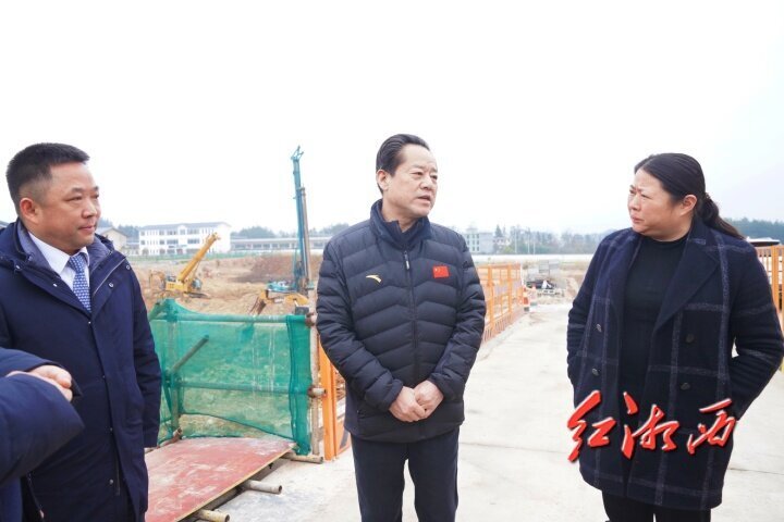 虢正贵到龙山县调研时强调以龙马精神奋力开创现代化建设新局面