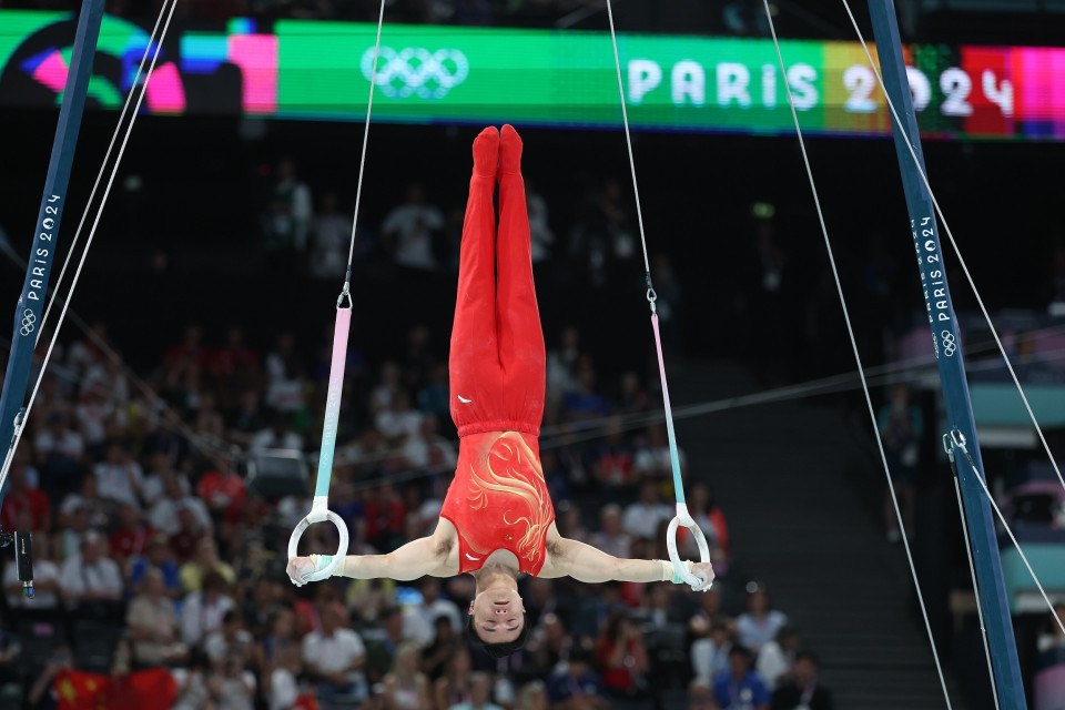 刘洋体操男团决赛吊环获得15.500分