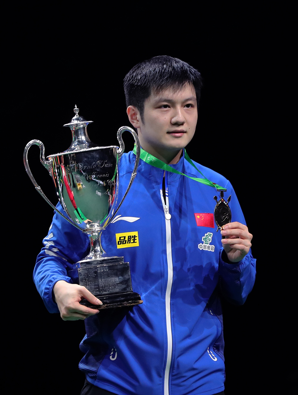 (体育)乒乓球——世乒赛:樊振东男单夺冠_腾讯新闻