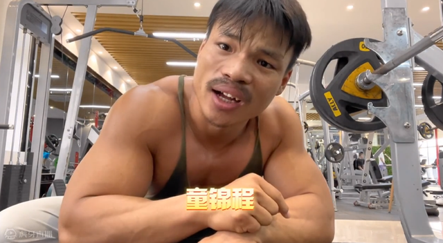 嘴哥"1打2"战书开炮,耀扬心态崩了:他没有把我当人看!_腾讯新闻