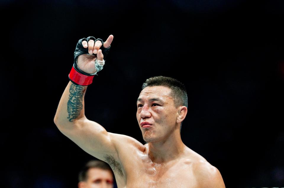 搏击——UFC：茸主胜斯蒂尔_腾讯新闻