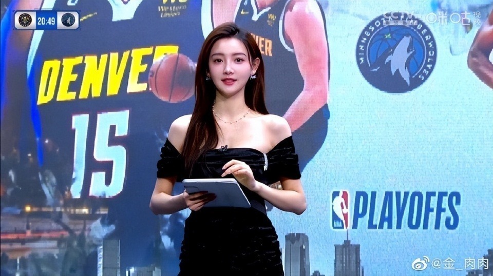 郭艾伦评论美女主播金佳悦靓照:自己挺好的 千万别谈恋爱哦!