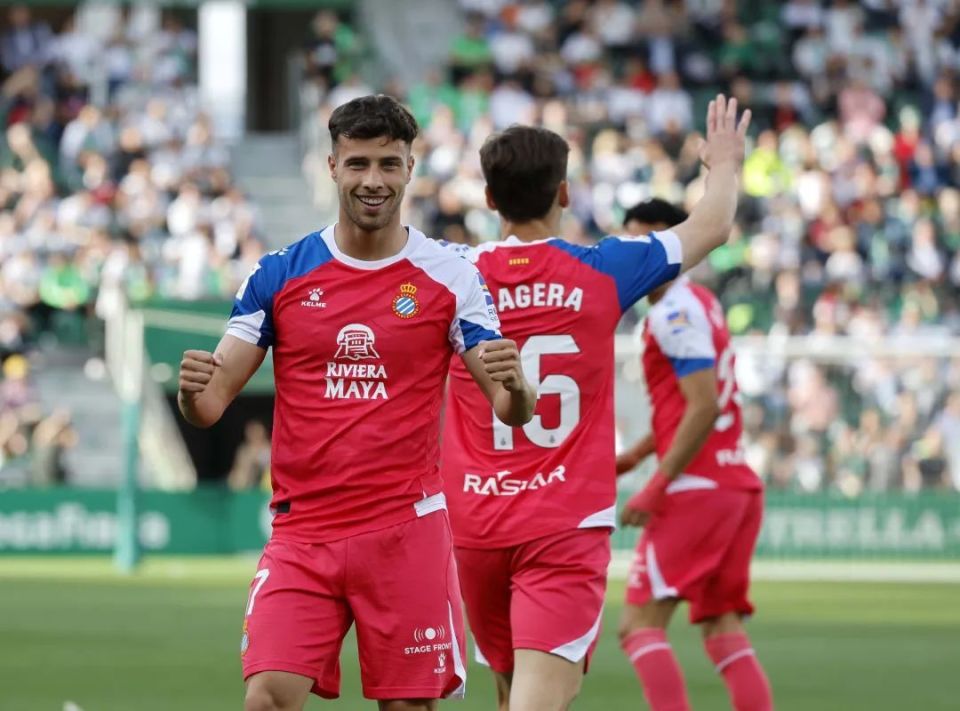 锋线双星破门,西班牙人客平埃尔切