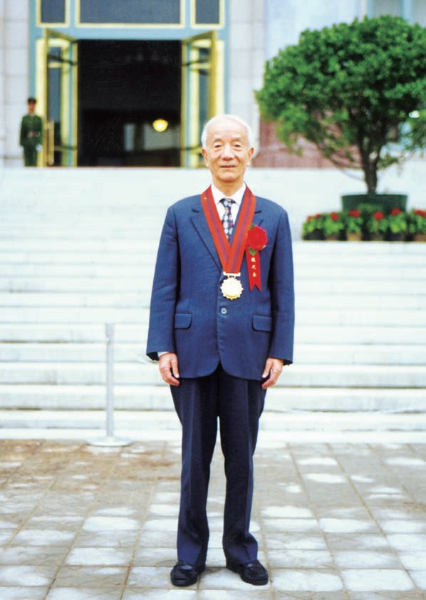 祝王希季院士102岁生日快乐