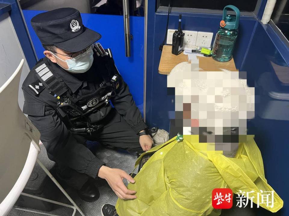 4岁小特警牺牲图片