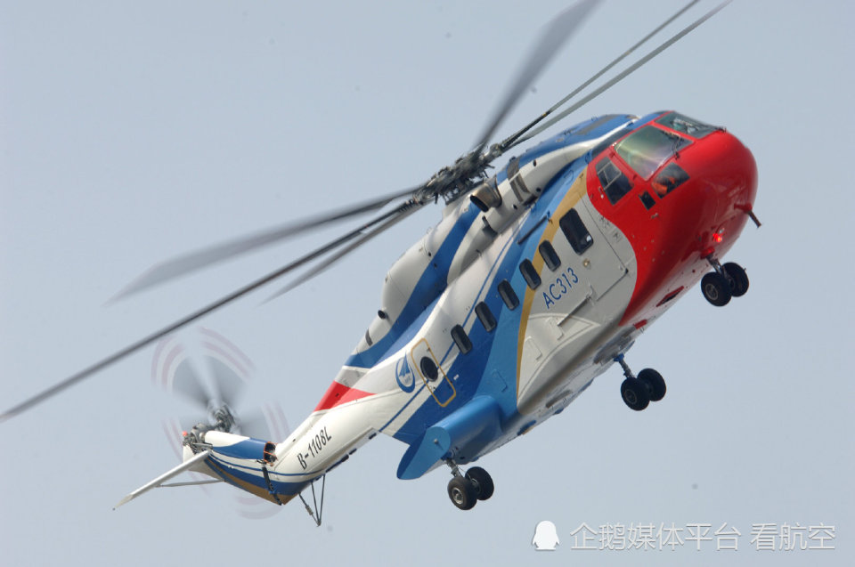 2010年3月18日由航空工业自主研制的ac313大型民用直升机在江西景德镇