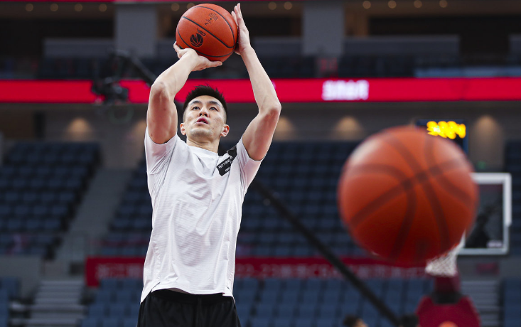 总决赛次战名单出炉:郭艾伦连续5场缺席 盖利有望复出拒0-2绝境_腾讯