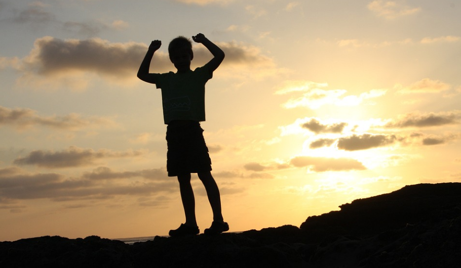 不卷3A工业化，靠小游戏出道的这家北京公司，收入跻身全球TOP100