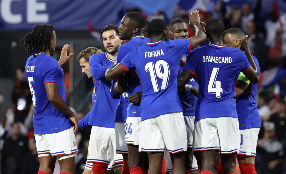 足球——友谊赛:法国胜卢森堡(2)