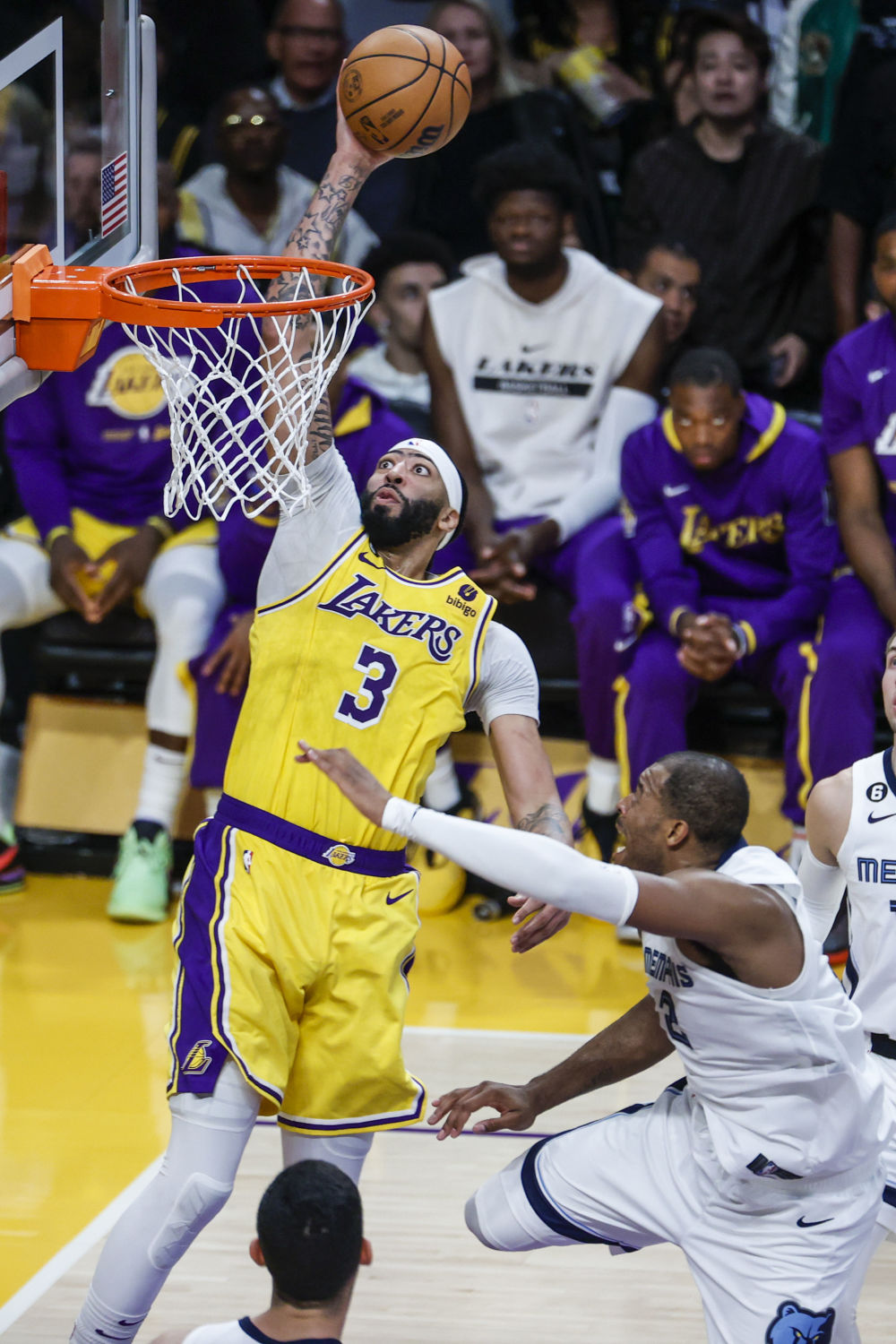 (体育)篮球——nba季后赛:湖人胜灰熊(2)_腾讯新闻