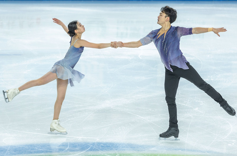 花样滑冰公开组双人滑自由滑赛况