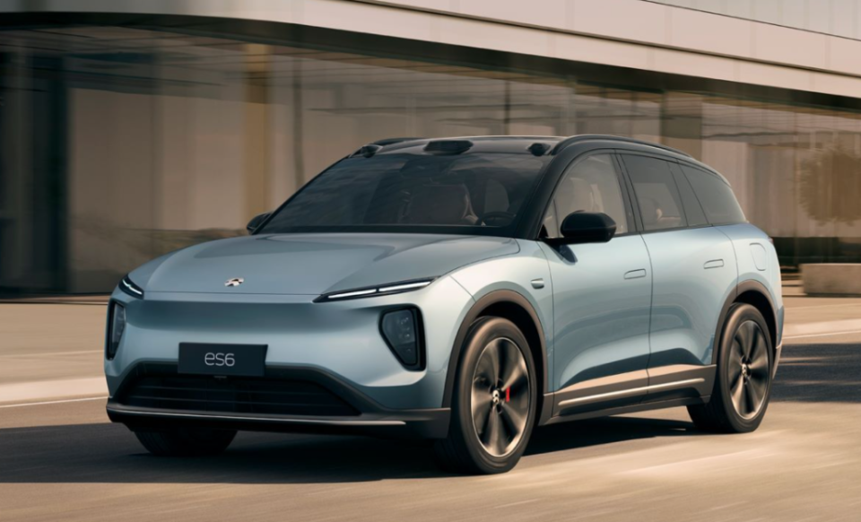 es6携手et5t蔚来两款明星车型将亮相2024青岛车博会除了好车还有好礼