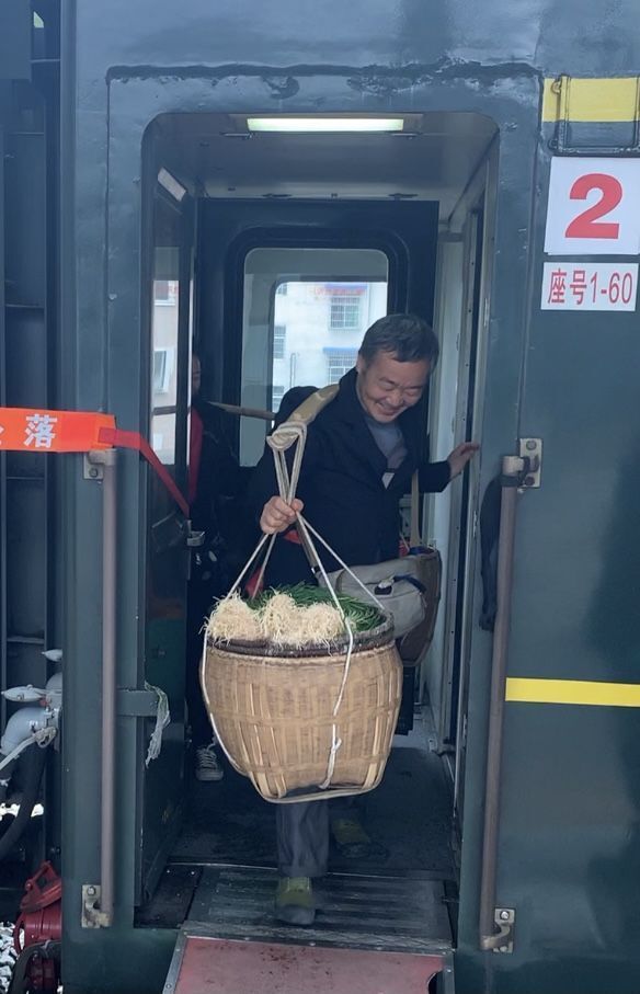 584_907竖版 竖屏