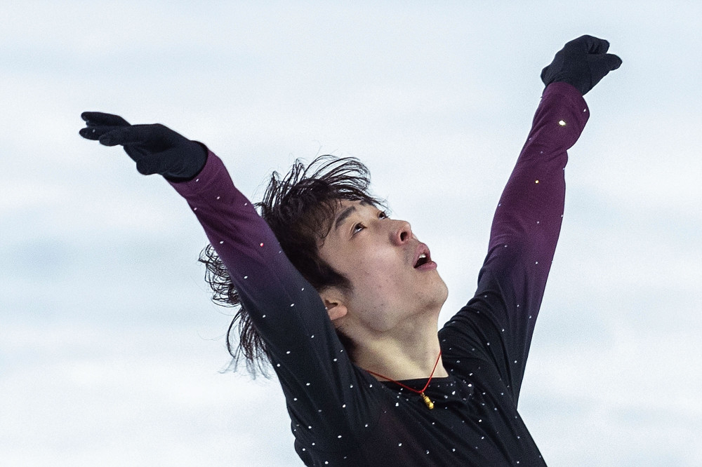 花样滑冰公开组男子单人滑金博洋夺冠2