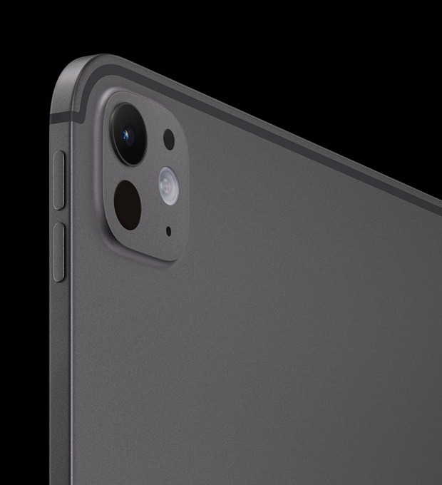 5的开机动画中对logo方向进行了调整,使其与用户的握持方向相匹配.