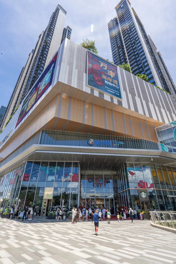 人从众……深圳第2家海岸城开业即"顶流"!